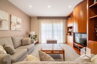 Chalet en venta en Sant Vicenç dels Horts