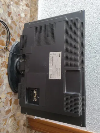TV OKI 22 con DVD