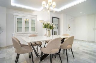 Piso en venta en Nueva Andalucía centro en Marbella