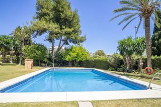 Piso en venta en Nueva Andalucía centro en Marbella