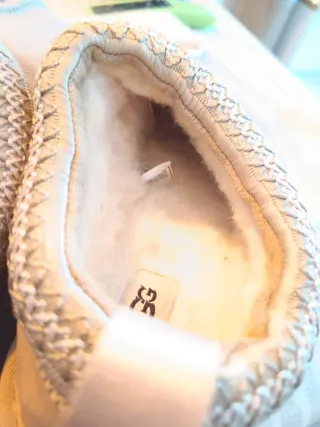 Zapatos UGG Beige, originales