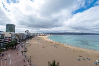 Piso en alquiler en Santa Catalina - Canteras en Palmas de Gran Canaria(Las)