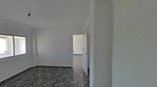 Piso en venta en Dos Hermanas - Nuevo San Andrés en Málaga