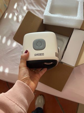 Mini proyector portátil ICON