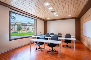 Oficina en alquiler en Silla