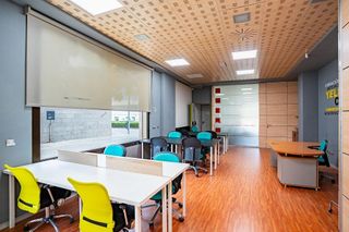 Oficina en alquiler en Silla