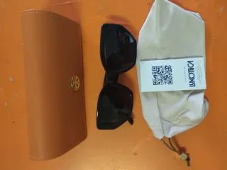 Occhiali da sole donna Luxottica neri e marroni