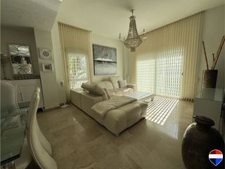 Casa pareada en venta en Nuevo Bulevar en Mairena del Aljarafe