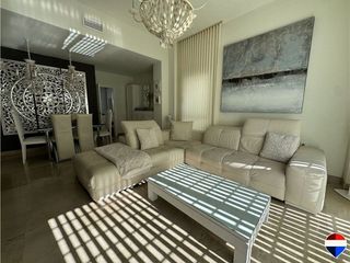 Casa pareada en venta en Nuevo Bulevar en Mairena del Aljarafe