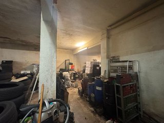 Local comercial en venta en Laviada en Gijón