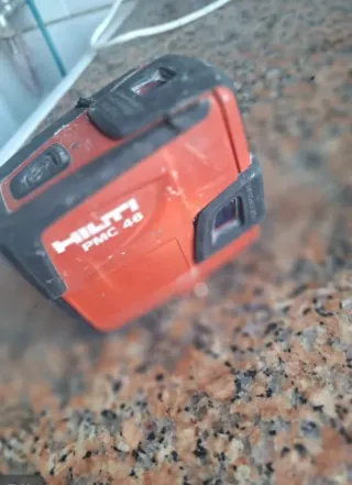 Nivel Láser HILTI PMC 46