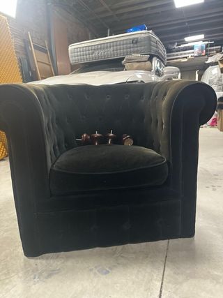 Sillón individual terciopelo negro y dorado