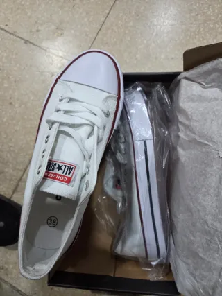 Zapatillas Converse Blancas Nuevas Talla [Talla]