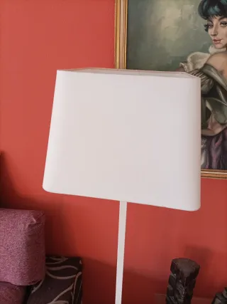 Urge venta Lámpara de pie salón blanca