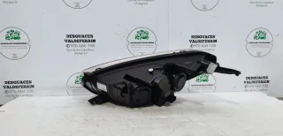 Faro derecho Ford Transit Courier