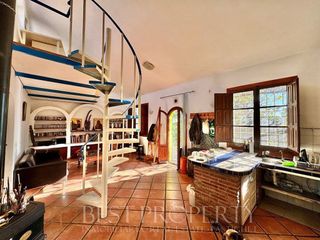 Casa rural en venta en Almijara - Capistrano - Cueva de Nerja en Nerja