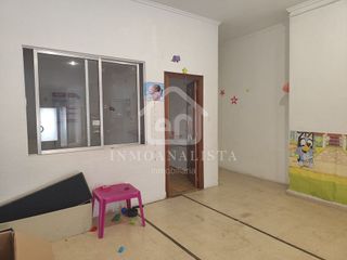 Local comercial en venta en Requena
