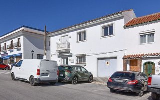Local comercial en venta en San Enrique-Guadiaro-Pueblo Nuevo en San Roque