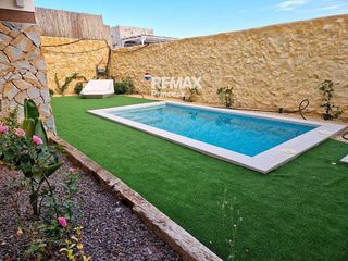 Chalet en venta en Cala de Finestrat en Finestrat