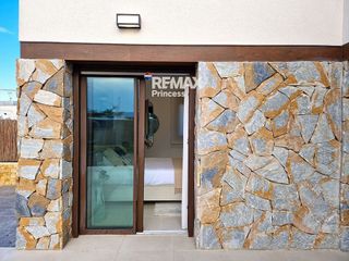 Chalet en venta en Cala de Finestrat en Finestrat