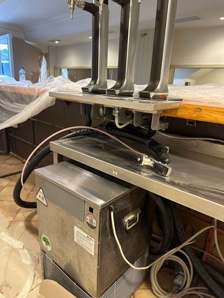 Cañero profesional 3 grifos + enfriador