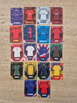 18 cromos cartas fútbol selecciones y equipos