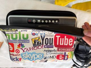 TV Portátil Boman 9.2" + Mando y Funda (Ideal Retr