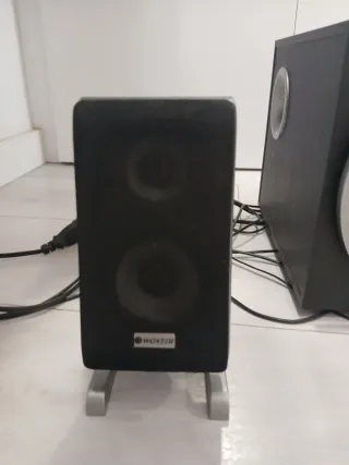 Altavoces Woxter big bass 200 2.1 PC