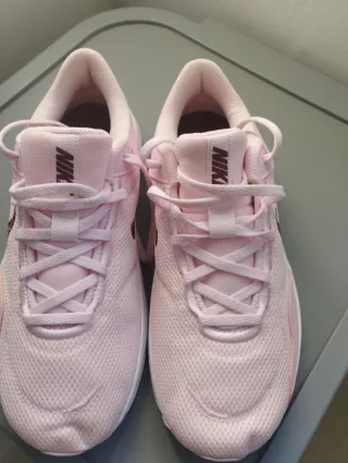 Zapatillas Nike Rosas y Blancas