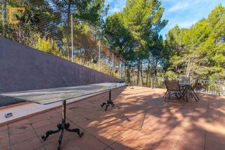 Chalet en venta en Matadepera