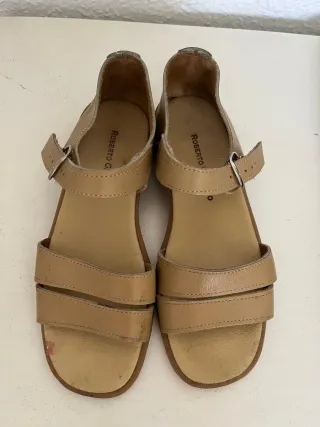 Sandalias Roberto G. Talla 36 Beige
