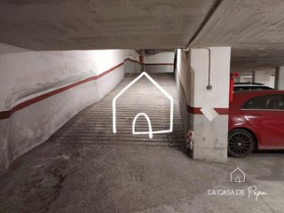 Garaje en venta en Torrent Ballester en Viladecans
