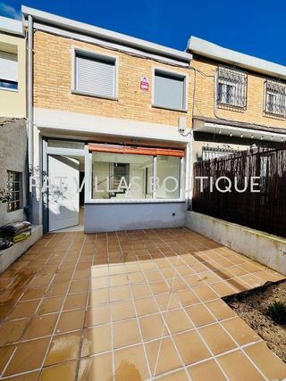 Casa adosada en alquiler en Tres Olivos - Valverde en Madrid