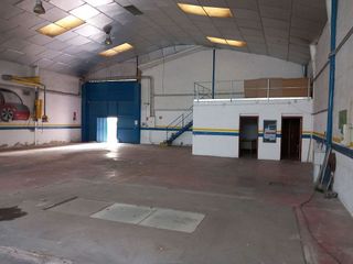 Nave industrial en venta en Santa Cruz - Industria - Polígono Campollano en Albacete