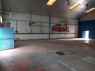 Nave industrial en venta en Santa Cruz - Industria - Polígono Campollano en Albacete