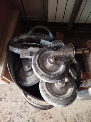 Ruedas de Andamios (4 unidades) minimo