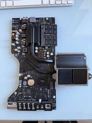 Placa Base iMac 21.5” A1418 (2013) 8GB RAM