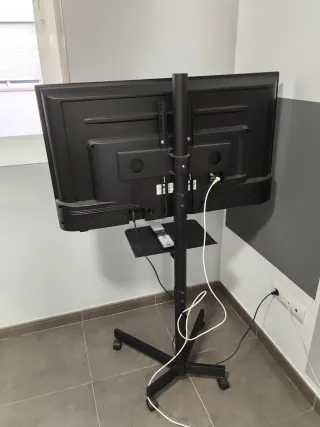 Televisión Toshiba 40 Negra