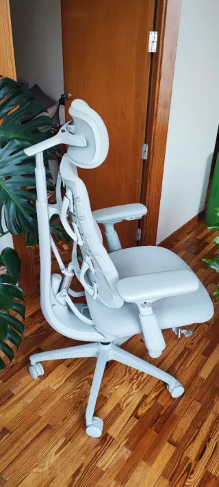 Silla ergonómica Libernovo Omni gris claro