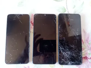 3 móviles Xiaomi Pantalla Rota
