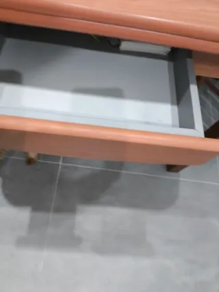 Mesa extensible con cajón + 4 asientos en OVIEDO