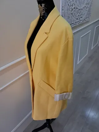 Abrigo de entretiempo amarillo mujer