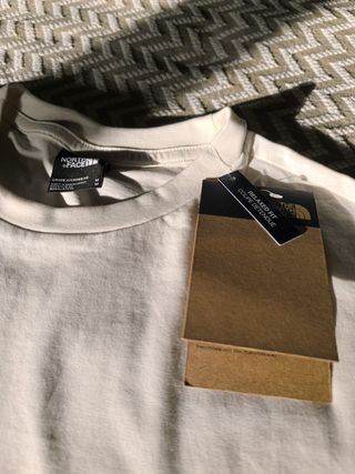 Camiseta The North Face A ESTRENAR unisex