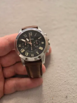 Reloj Fossil Correa Marrón