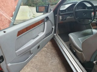 Mercedes-Benz 300CE w124