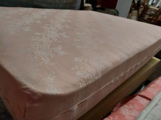 Colchón de tela con estampado floral