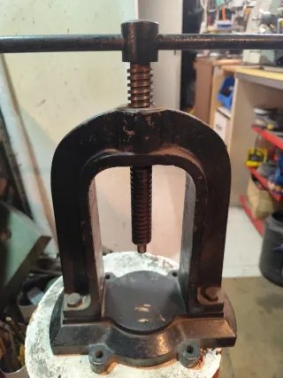 Prensa manual no hago envíos