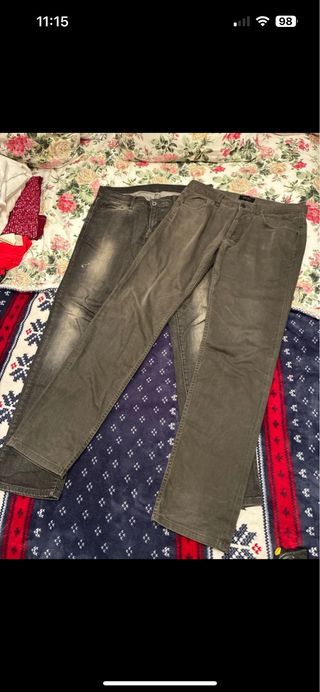 2 Pantalones Vaqueros Talla 44 gris