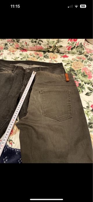 2 Pantalones Vaqueros Talla 44 gris