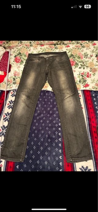 2 Pantalones Vaqueros Talla 44 gris